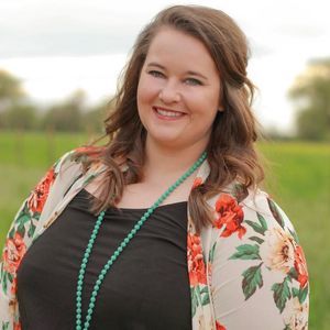 Meet your Posher, Julie